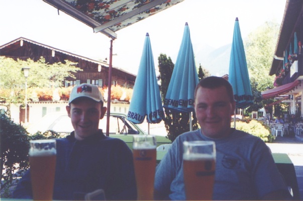 Garmische Lowenbrau